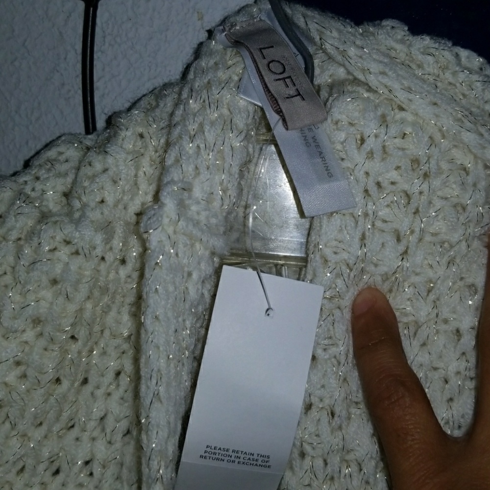 Loft Scarf - Picture 3 of 3